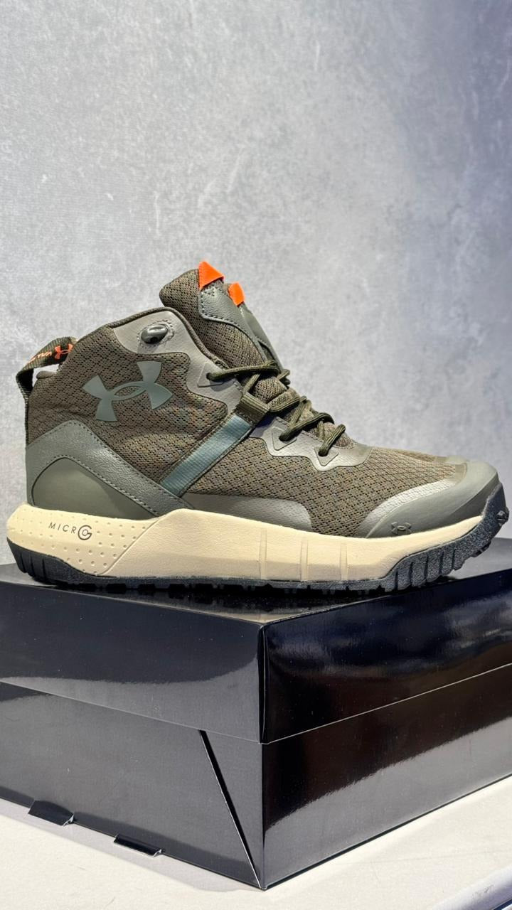 Bota Under Armour Micro G Cafe