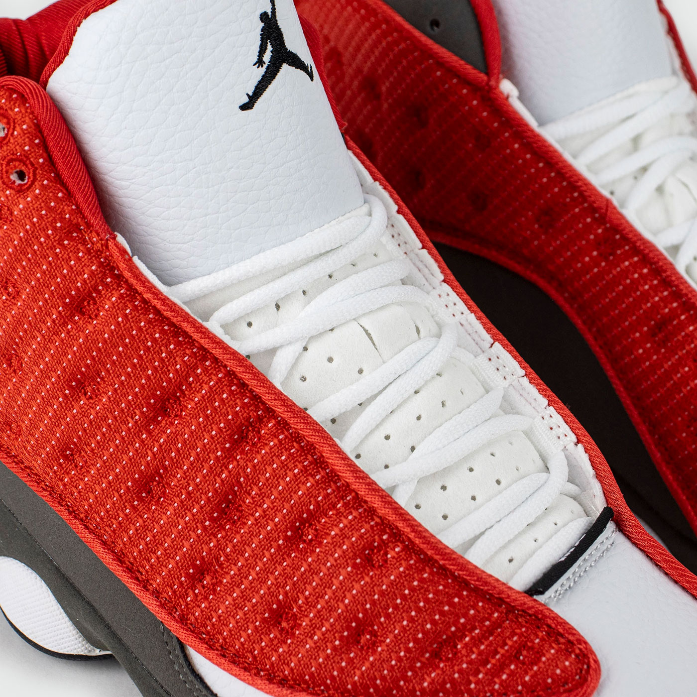 JORDAN AIR 13 BLANCO ROJO
