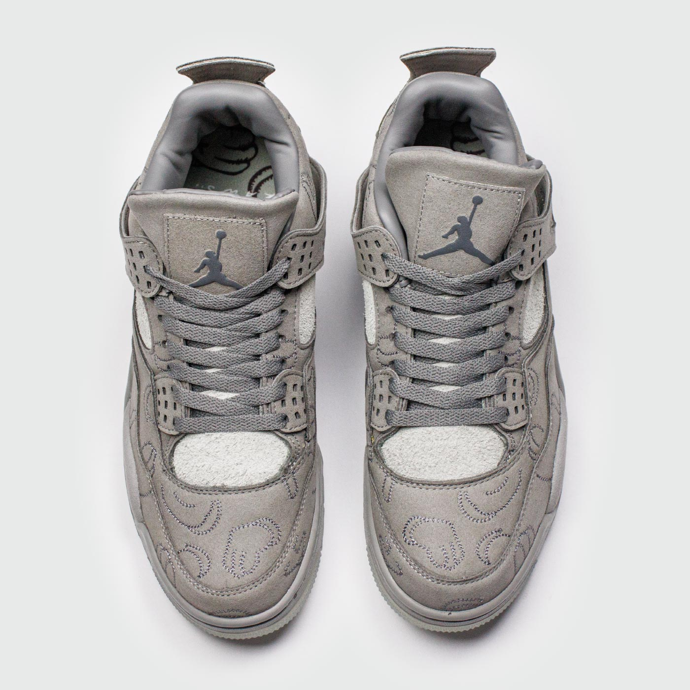 JORDAN AIR RETRO 4 GRIS