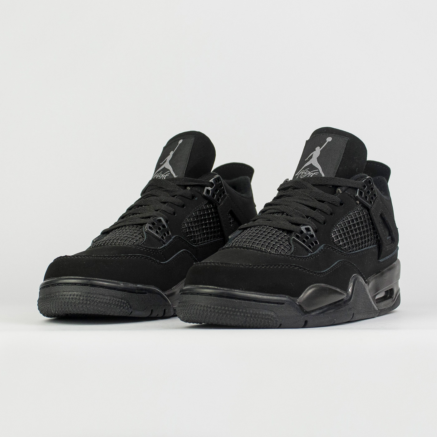 JORDAN AIR RETRO 4 NEGRO