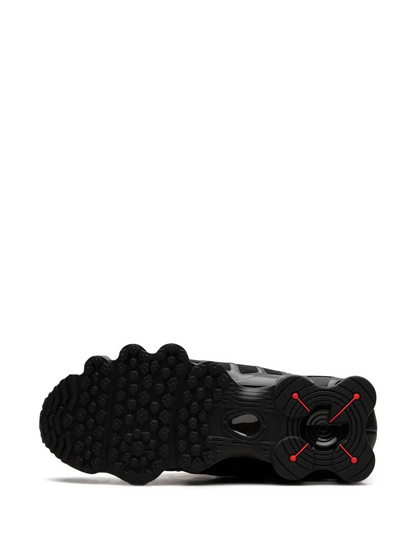 NIKE SHOX NEGRA