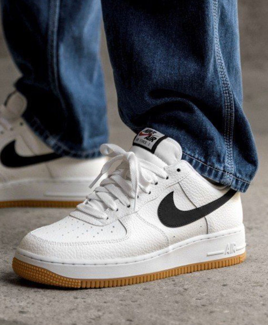 NIKE AIR FORCE ONE BLANCA NEGRA
