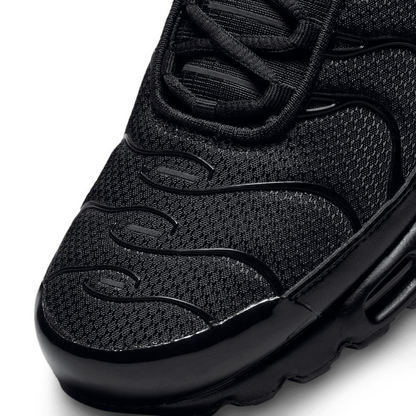 NIKE TN NEGRA