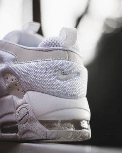 NIKE UP TEMPO BLANCO