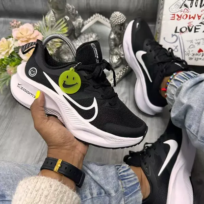 NIKE ZOOM HAPPY NEGRO BLANCO