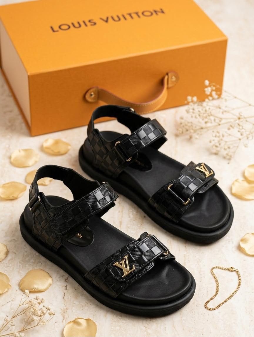 Sandalia Louis Vuitton Negra