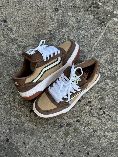 VANS HYLANE CAFE