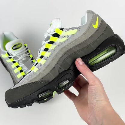 NIKE AIR MAX 95 GRIS